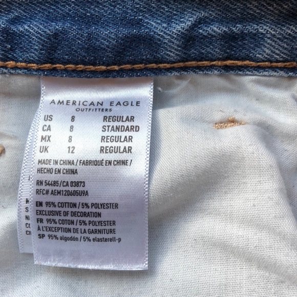 American Eagle Mom Jeans - Picture 6 of 7
